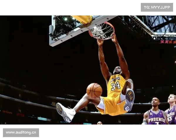 NBA穿搭分5个等级:阿杜乡土气息C级,潮男詹姆斯S级,那SSS级? NBA穿搭分5个等级:阿杜乡土气息C级,潮男詹姆斯S级,那SSS级?
